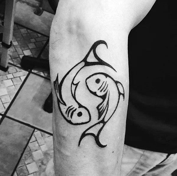 tatuaggio segno pesci 105