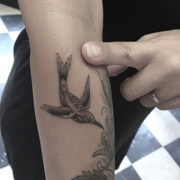 tatuaggio colibri 550