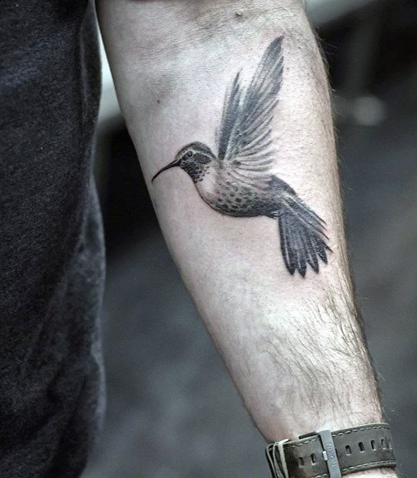 tatuaggio colibri 786
