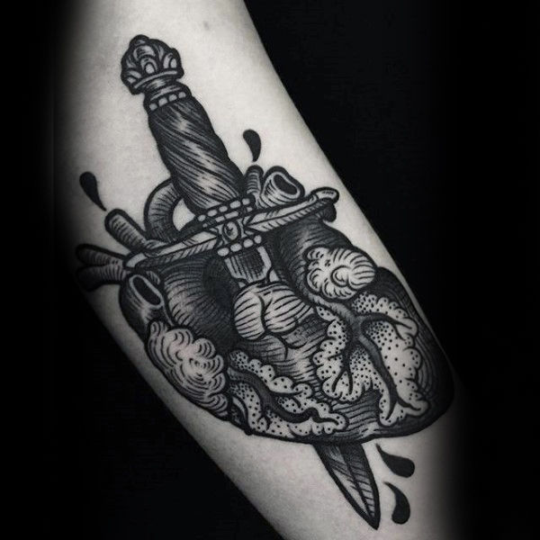 tatuaggio coltello 158