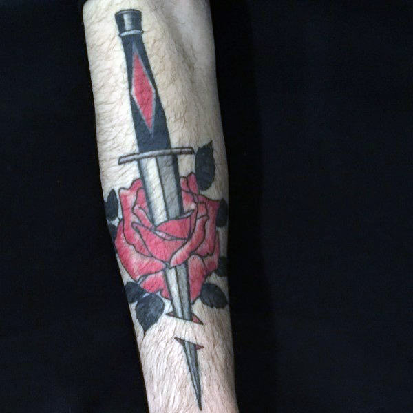 tatuaggio coltello 234