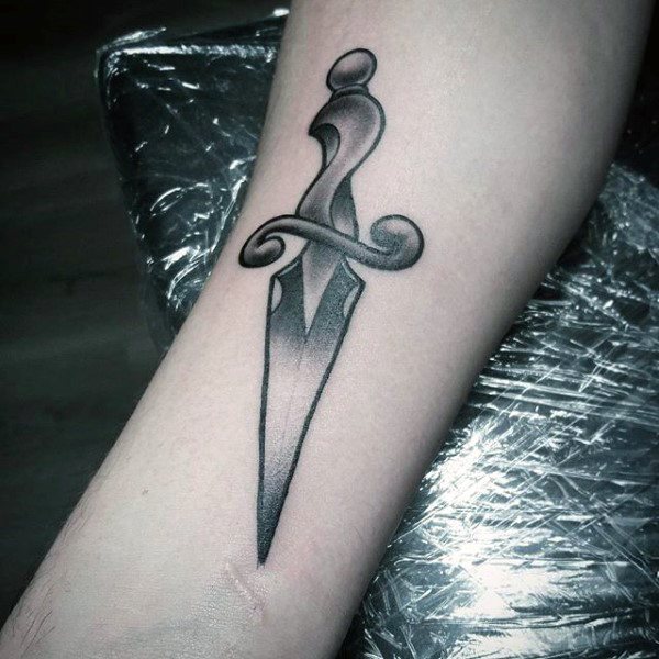 tatuaggio coltello 318
