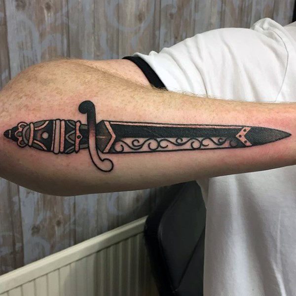 tatuaggio coltello 74