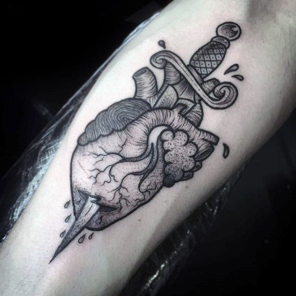 tatuaggio coltello 94