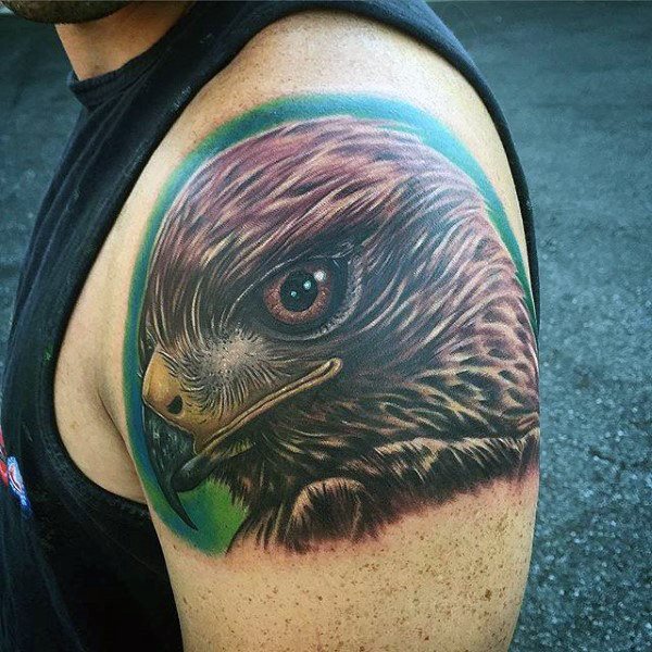 tatuaggio falco 314