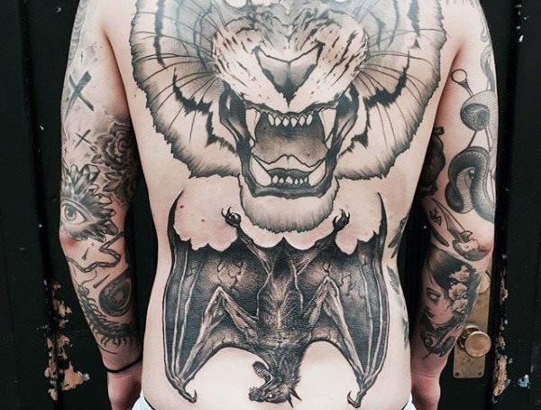 tatuaggio pipistrello 14