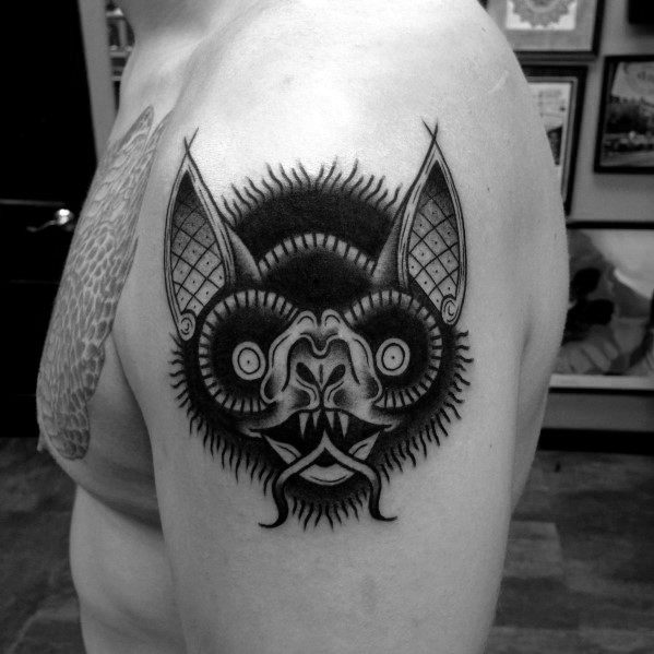 tatuaggio pipistrello 158