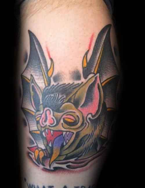 tatuaggio pipistrello 174