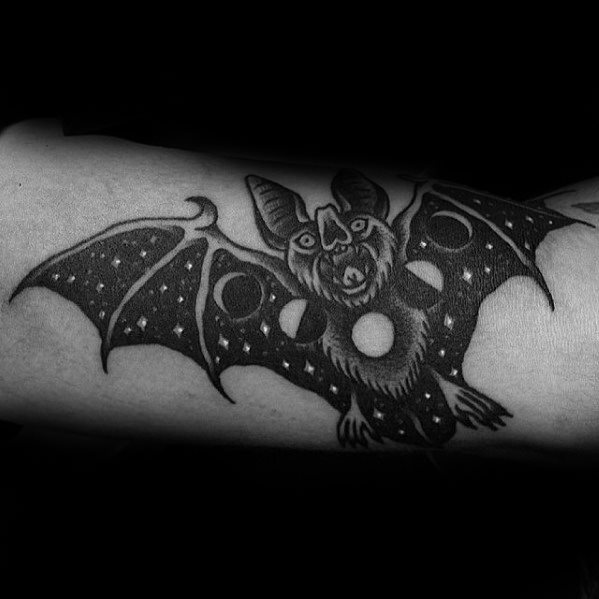 tatuaggio pipistrello 230