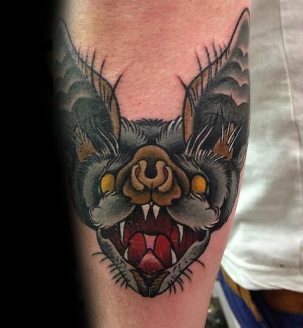 tatuaggio pipistrello 286