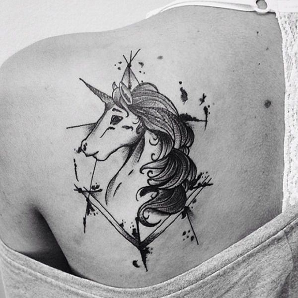 tatuaggio unicorno 386