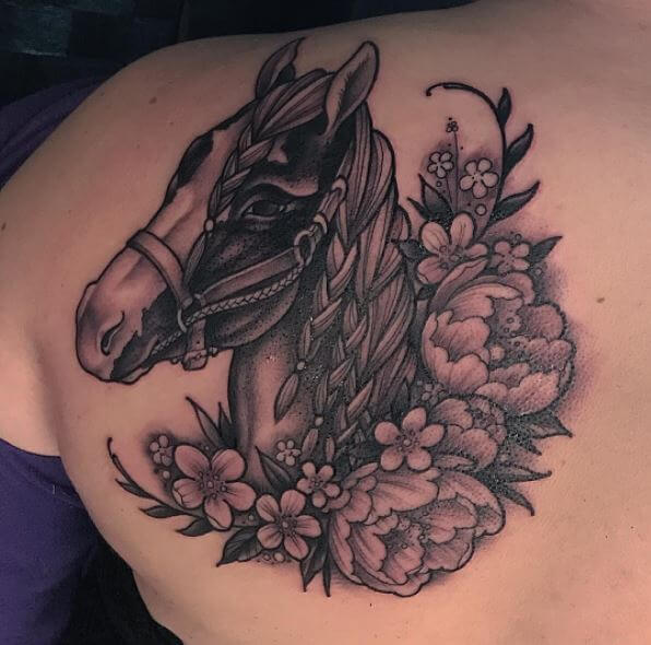 tatuaggio cavallo 95