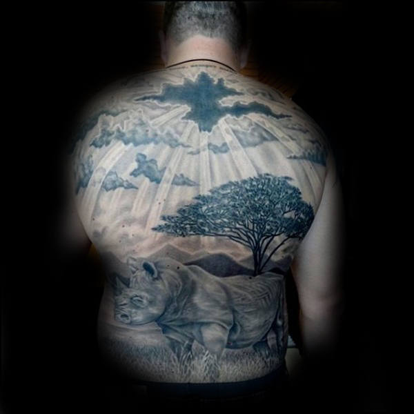 tatuaggio rinoceronte 185