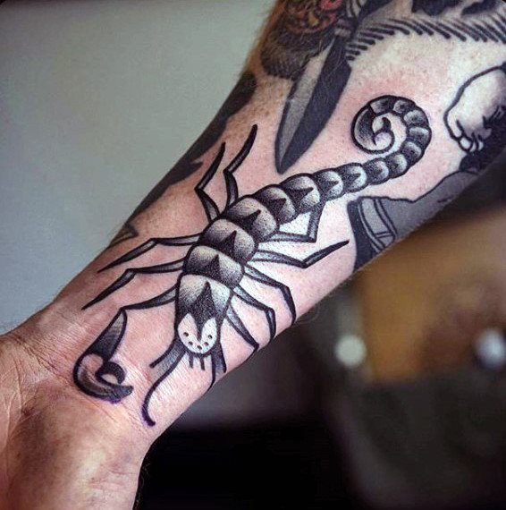 tatuaggio scorpione 134