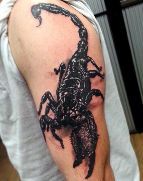 tatuaggio scorpione 155