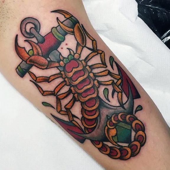 tatuaggio scorpione 158