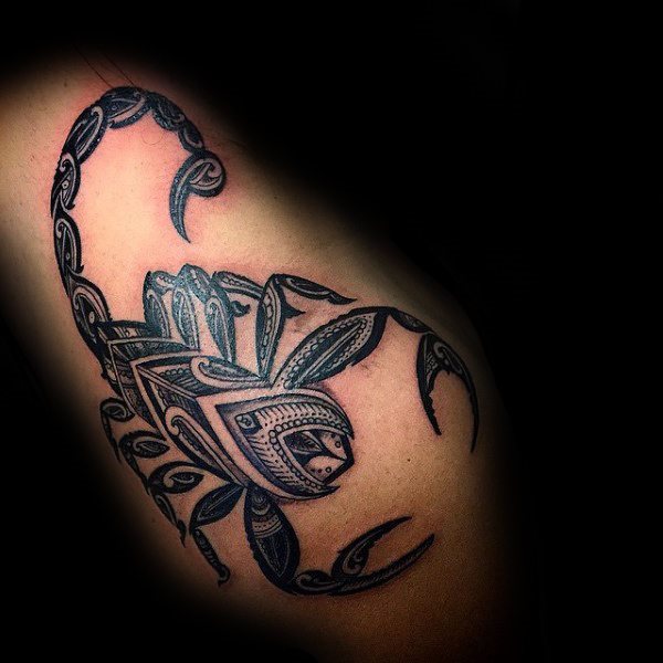 tatuaggio scorpione 179