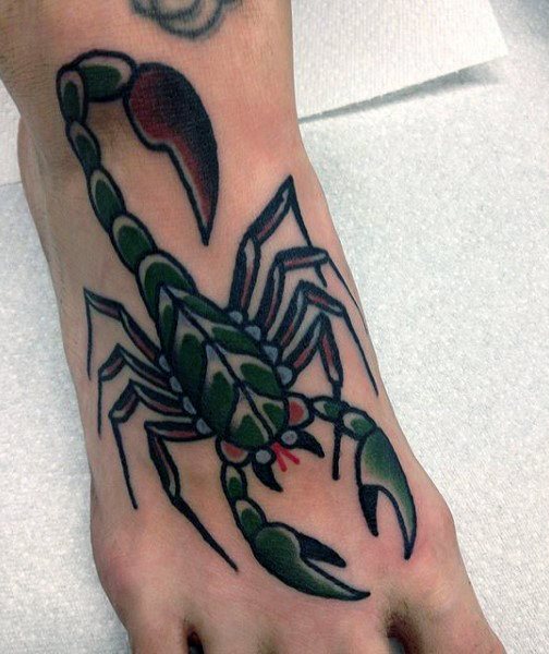 tatuaggio scorpione 20