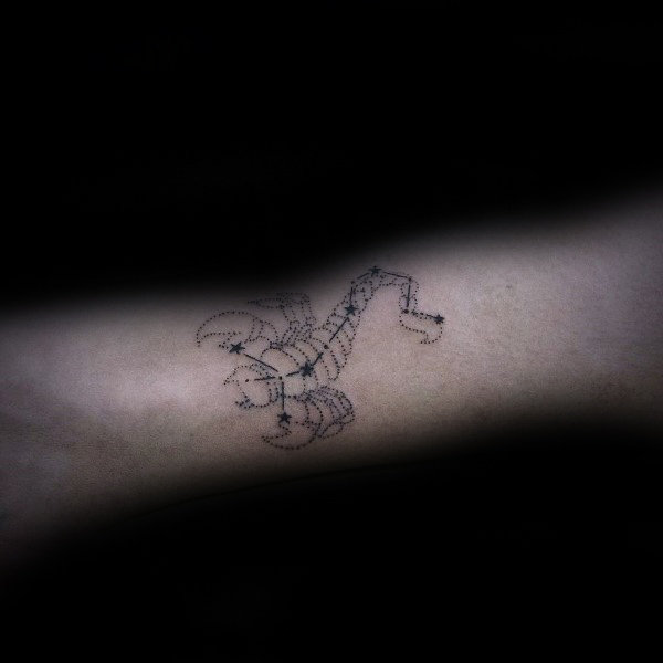 tatuaggio scorpione 284
