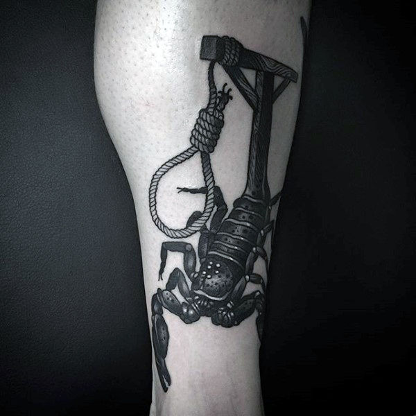 tatuaggio scorpione 302
