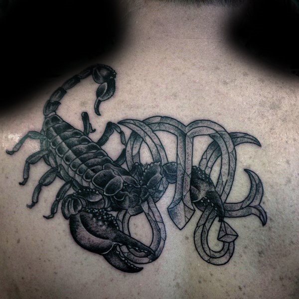 tatuaggio scorpione 65