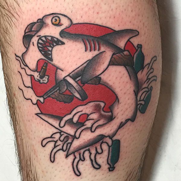 tatuaggio squalo 110