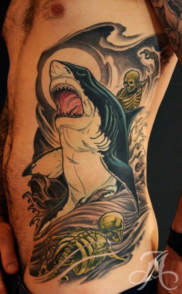 tatuaggio squalo 122