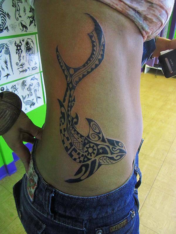 tatuaggio squalo 32