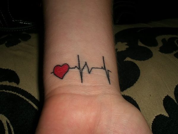 tatuaggio cuore 151