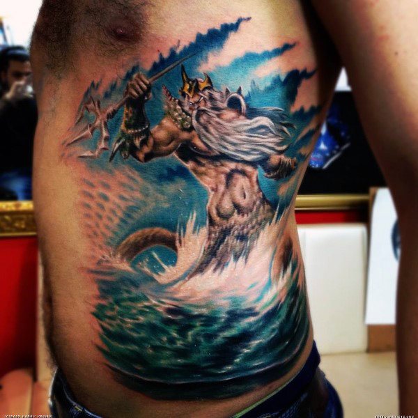 30 Tatuaggi con Poseidone, dio del mare (con significato)