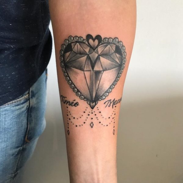 tatuaggio diamante 197