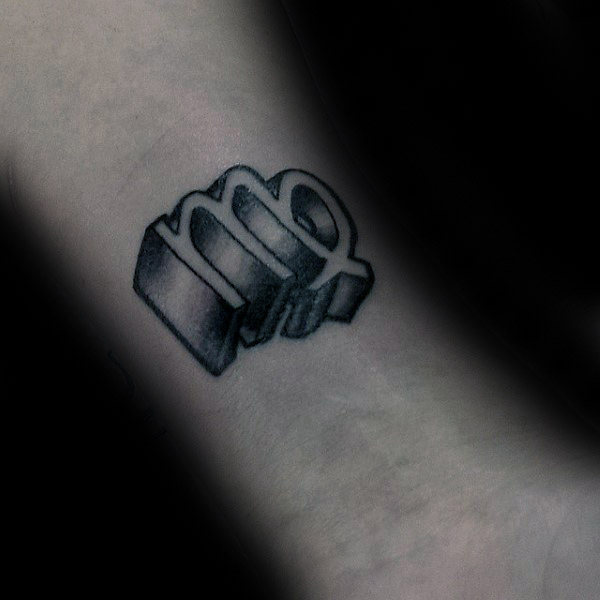tatuaggio segno vergine 03