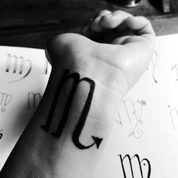 tatuaggio segno vergine 115