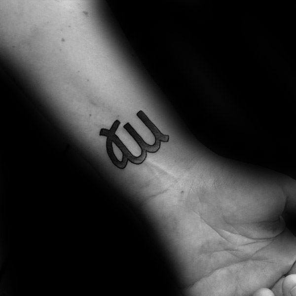 tatuaggio segno vergine 57