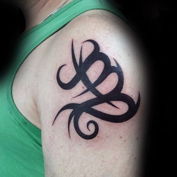 tatuaggio segno vergine 95