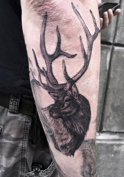 tatuaggio caccia 106