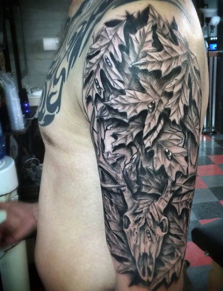 tatuaggio caccia 46