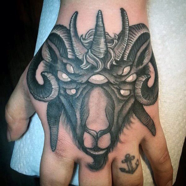 tatuaggio capra 113