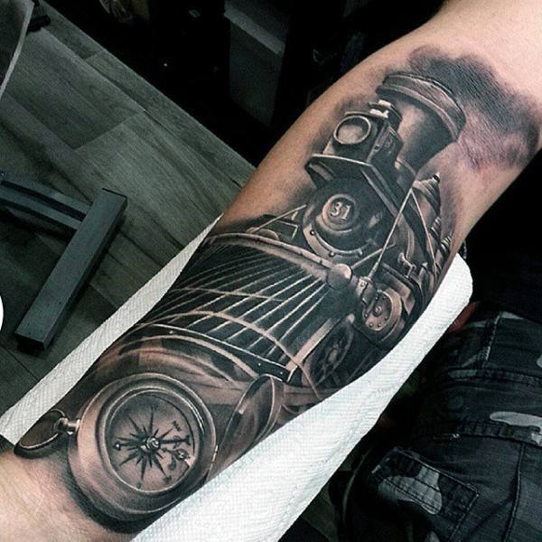 tatuaggio treno 142