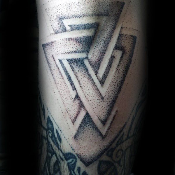 tatuaggio valknut 11