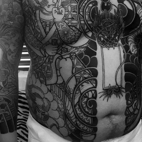 tatuaggio petto 1026