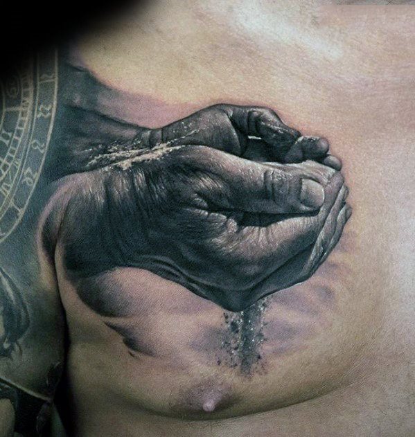 tatuaggio petto 70