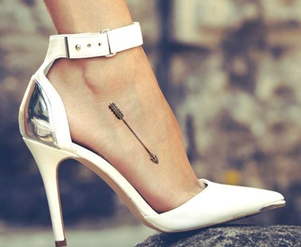 tatuaggio piede 328