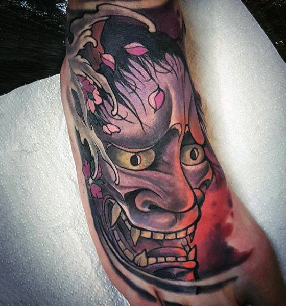 tatuaggio piede 536