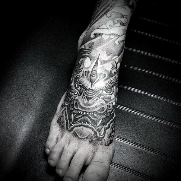 tatuaggio piede 572