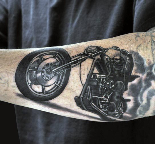 tatuaggio motociclista 06