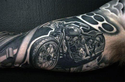 tatuaggio motociclista 26
