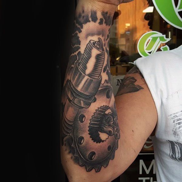 tatuaggio motociclista 52