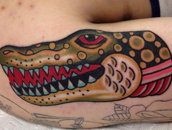 tatuaggio coccodriloo caimano 04