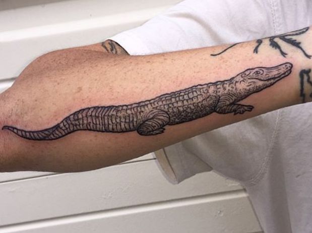 tatuaggio coccodriloo caimano 100